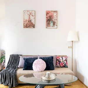 Yeshello Station Apartment Wien